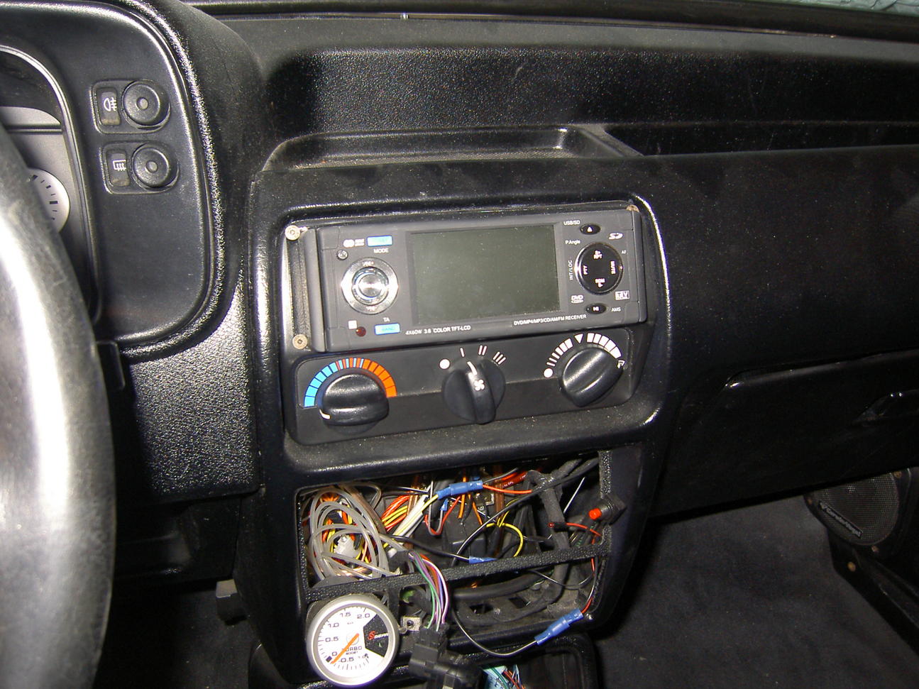 stereo2.jpg