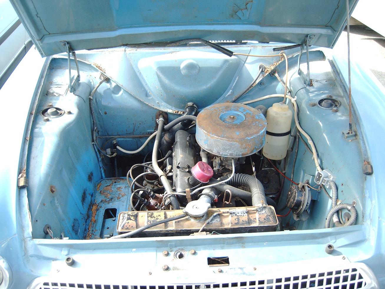 cortina motor före.jpg