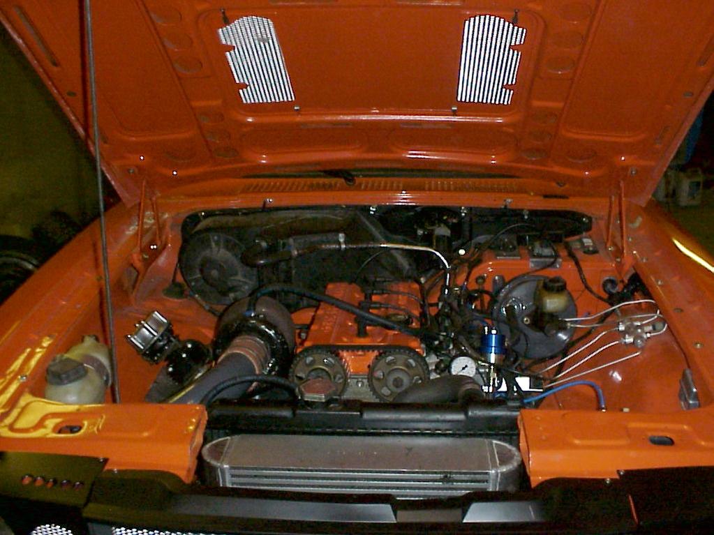 Taunus c motor 3.jpg