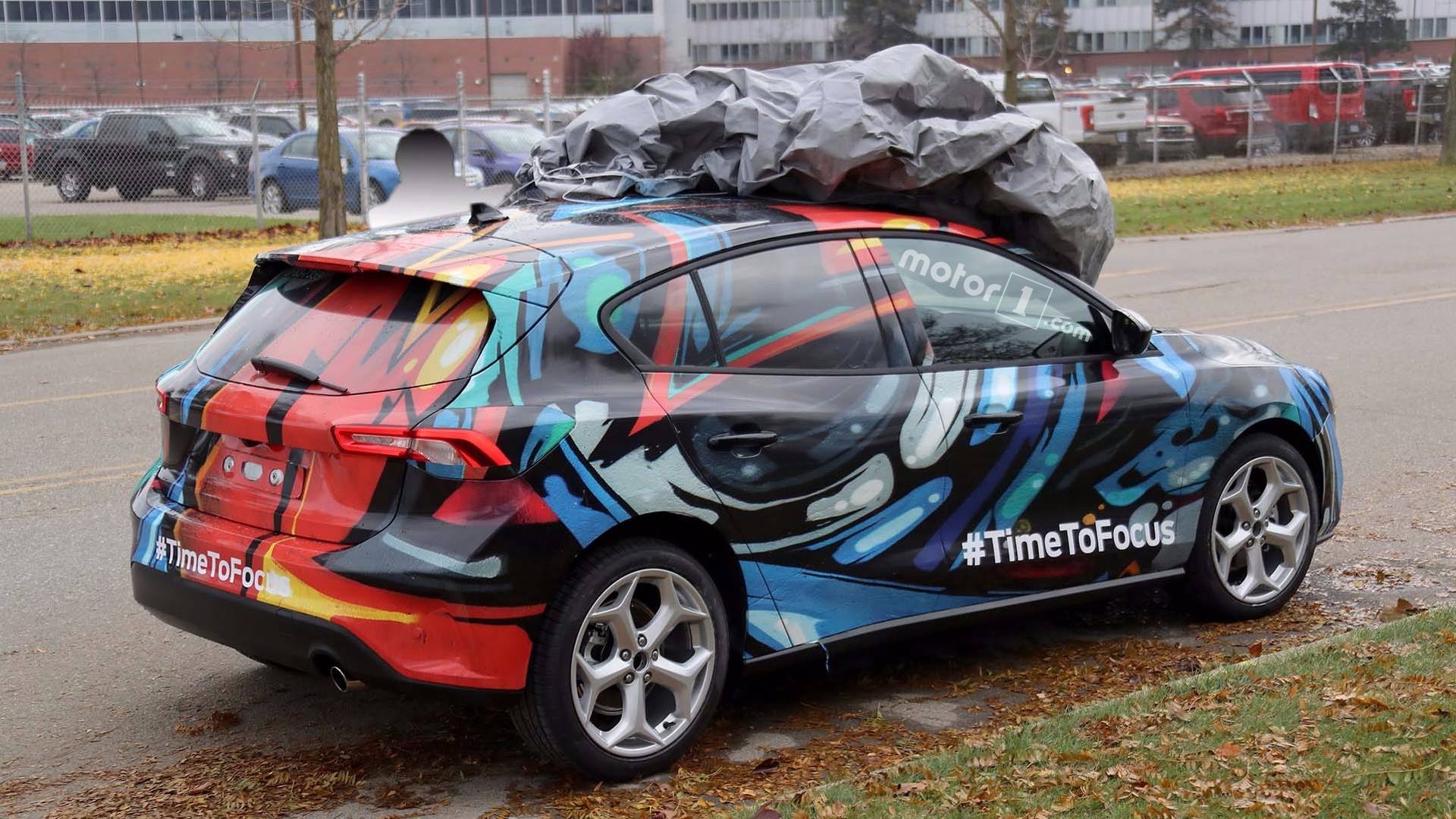 2019-Ford-Focus-rear-right-side.jpg
