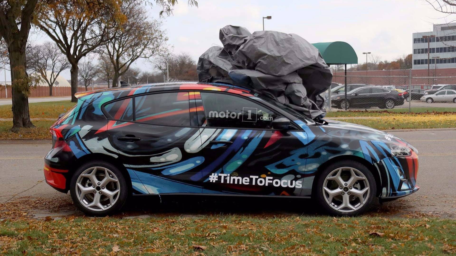 2019-Ford-Focus-side-view.jpg