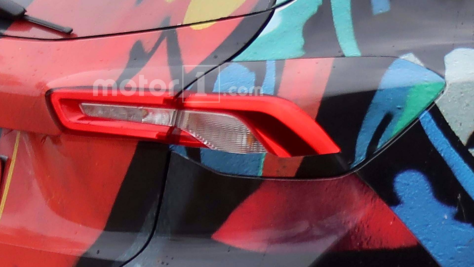 2019-Ford-Focus-taillights.jpg