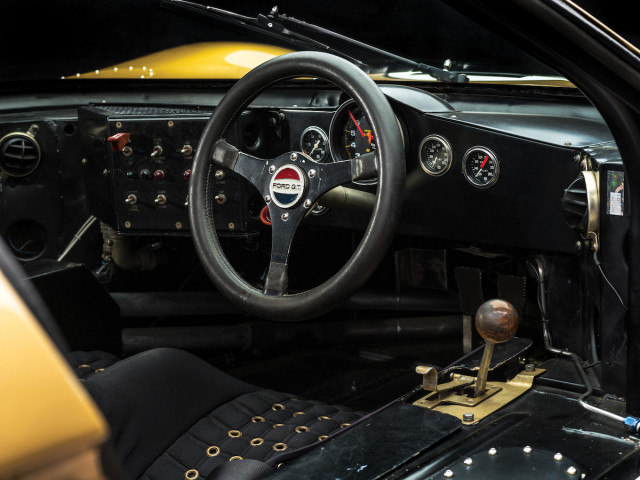 1966-ford-gt40-that-placed-3rd-at-le-mans-heads-to-auction_100654421_m.jpg
