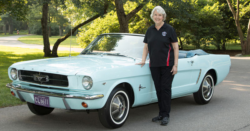 mustangcab.jpg