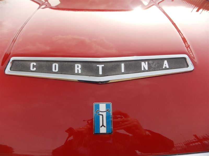 detomasocortina.jpg