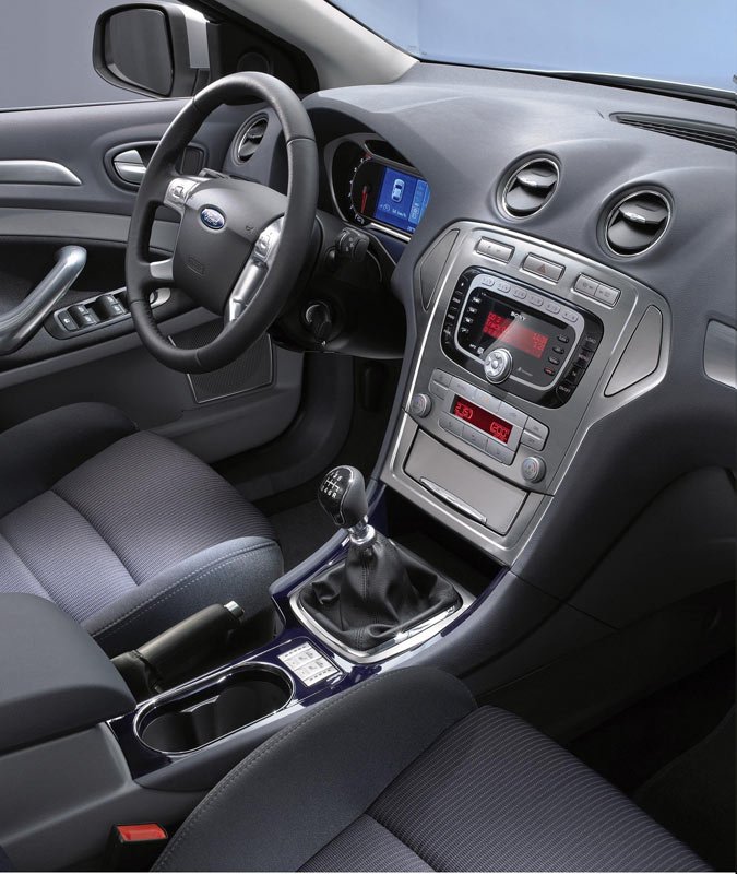 Ford-Mondeo-5-lg.jpg