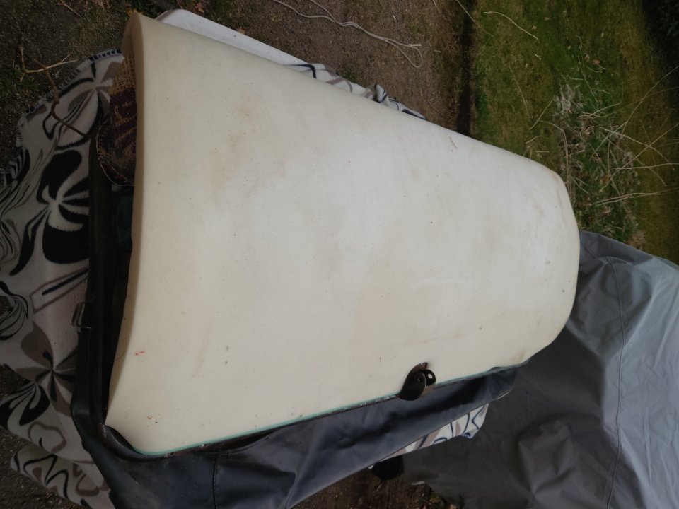 3 cm skumplast på plats!