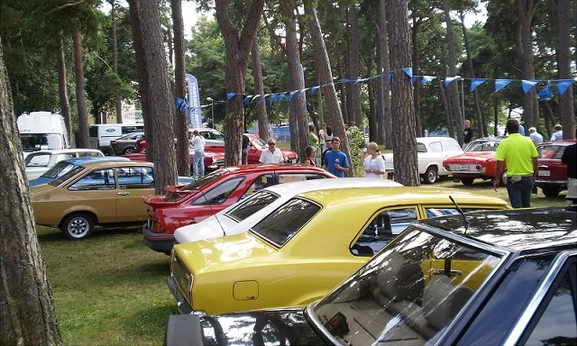 fordmeet_640.jpg